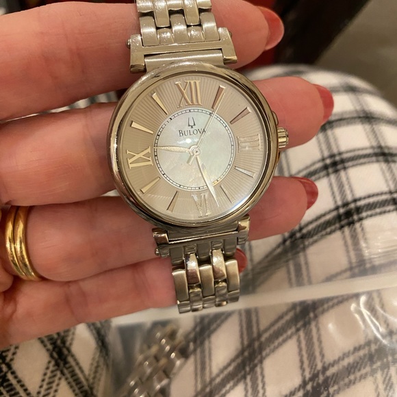 Bulova Women’s Watch . - Picture 9 of 9